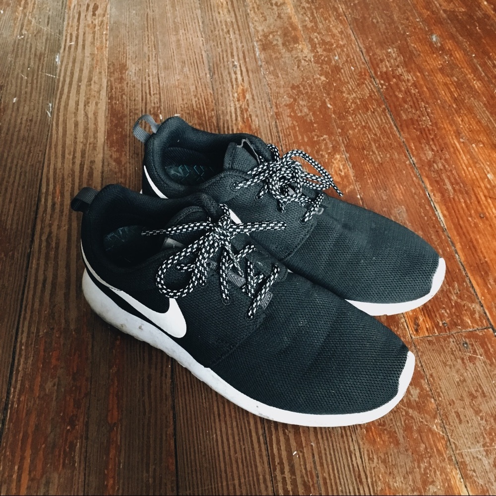 Nike Roshes